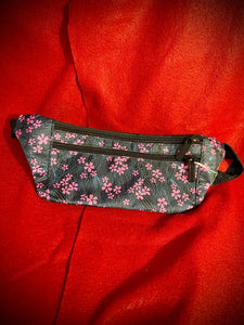 fanny pack - flowers