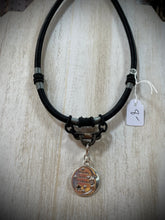 Load image into Gallery viewer, Handmade necklace