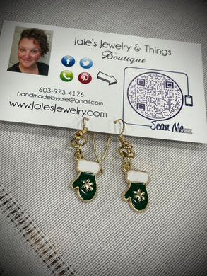Mitten earrings
